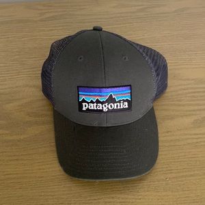 Nwot Patagonia trucker hat